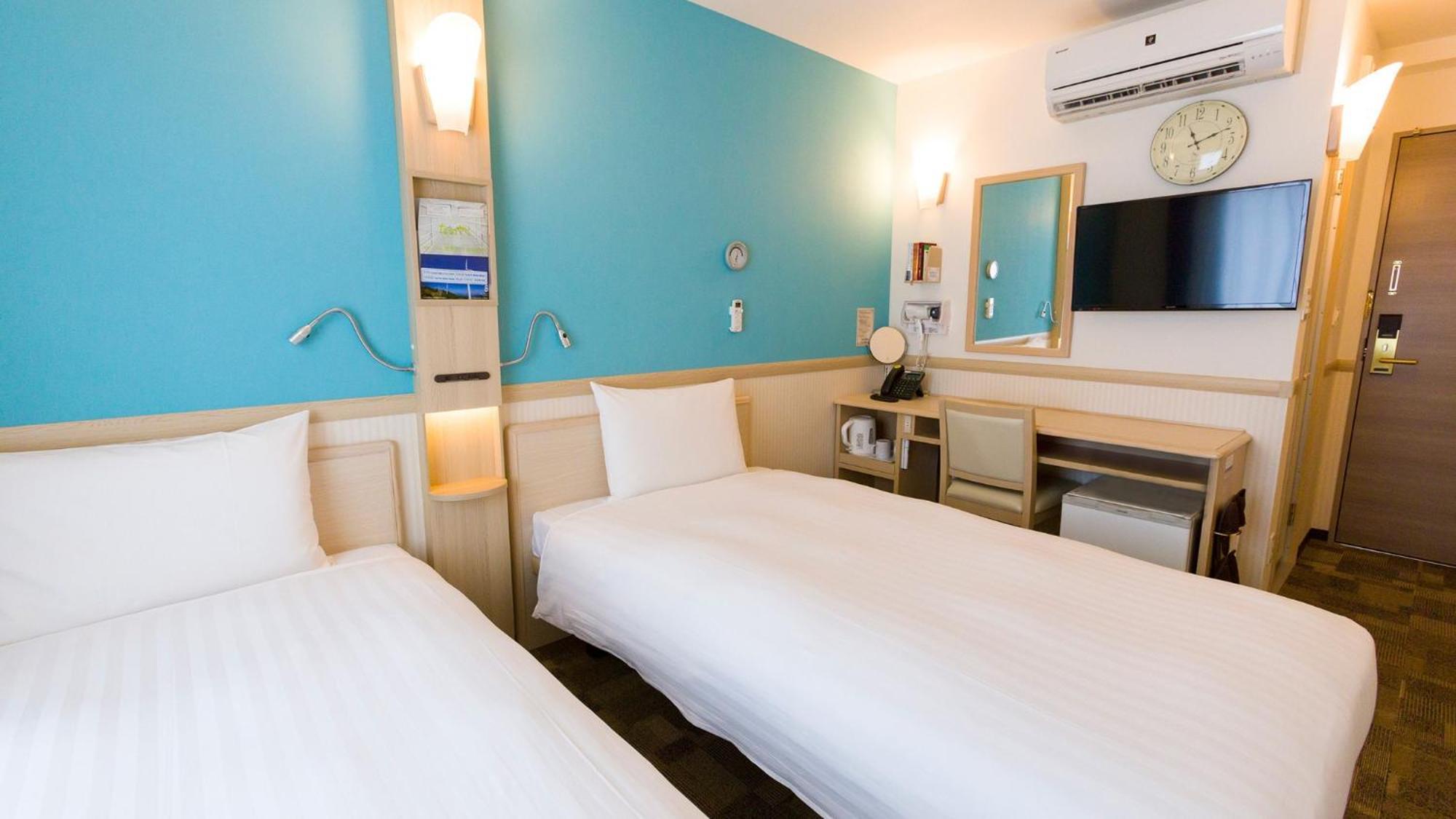 Toyoko Inn Odawara Eki Higashi Guchi Chambre photo
